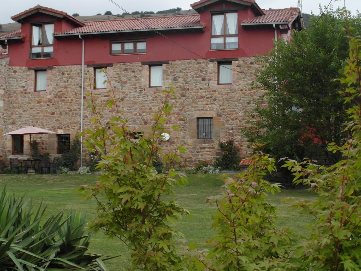 Albergue La Torre Santiurde de Reinosa المظهر الخارجي الصورة