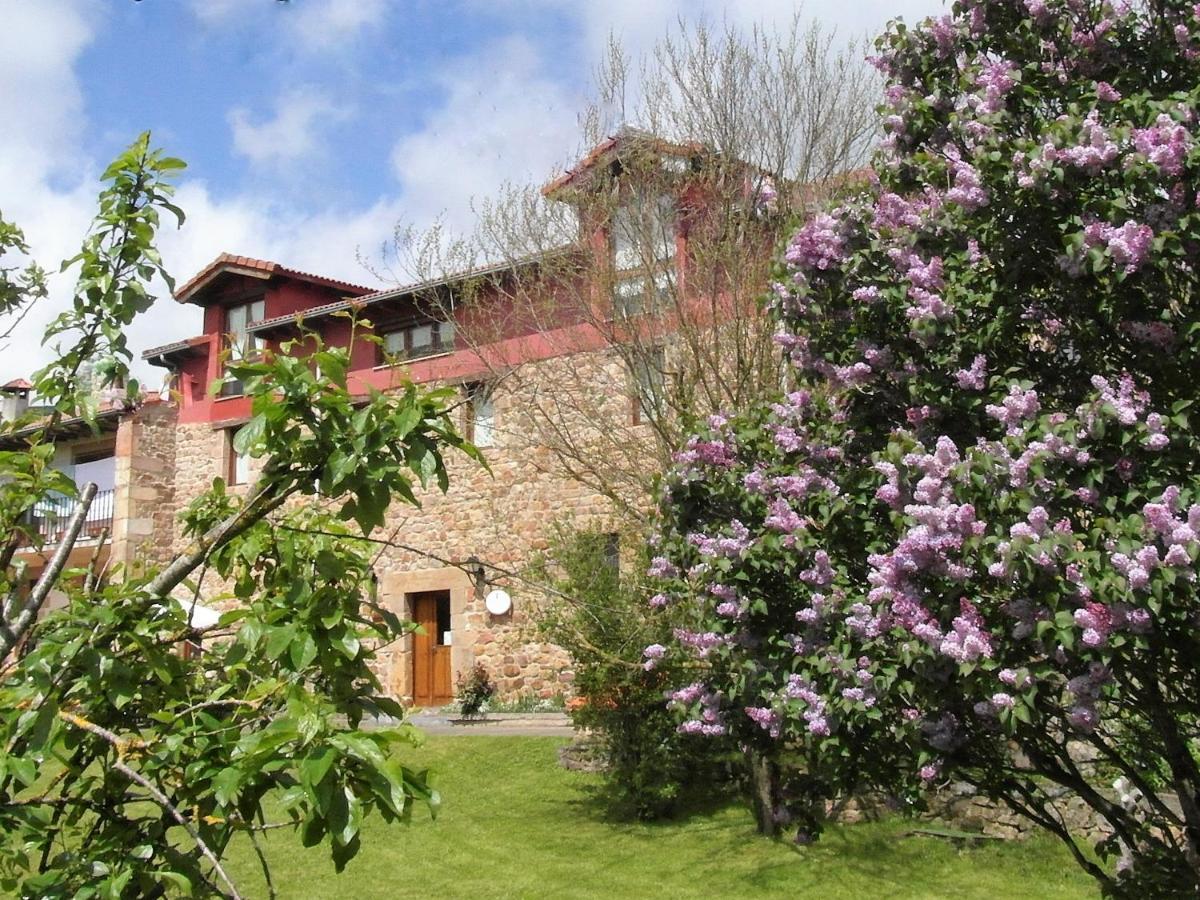 Albergue La Torre Santiurde de Reinosa المظهر الخارجي الصورة
